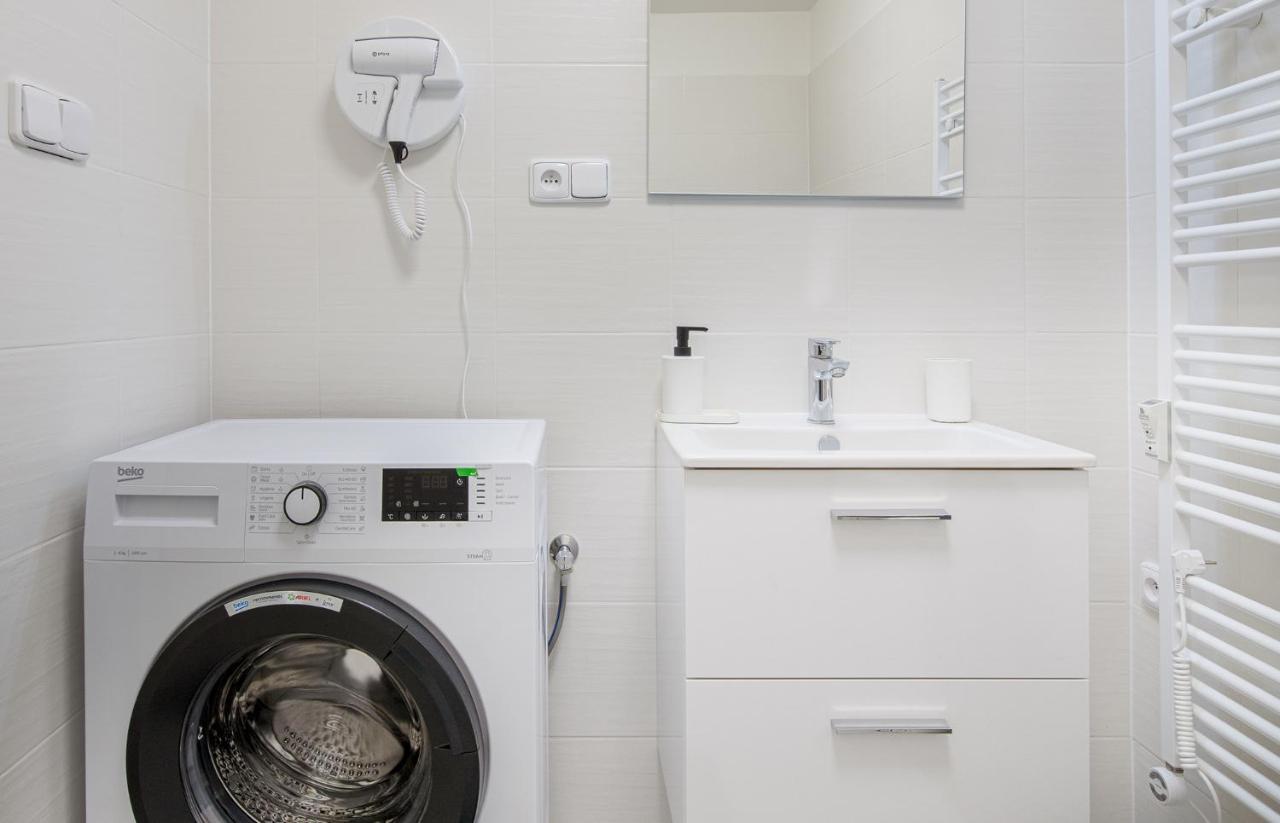 Apartmany Myslivna Ostrov  Exterior photo