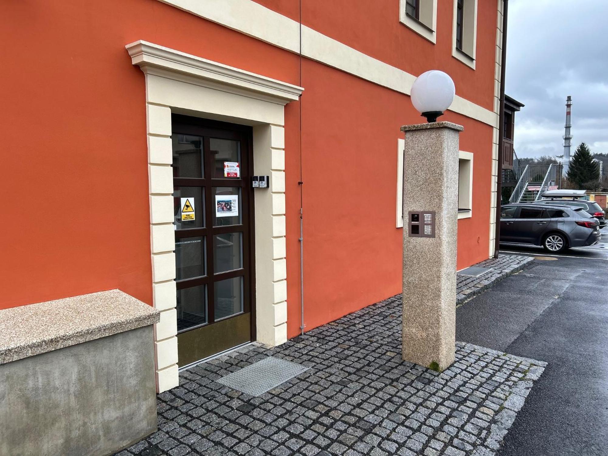 Apartmany Myslivna Ostrov  Exterior photo